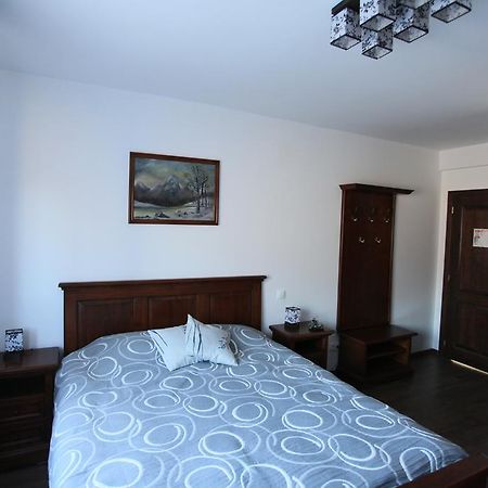 Pensiunea Livada Bunicului Stanesti  ภายนอก รูปภาพ