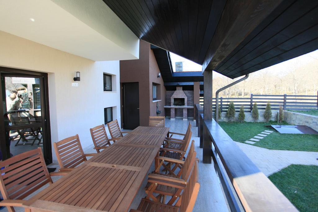Pensiunea Livada Bunicului Stanesti  ภายนอก รูปภาพ